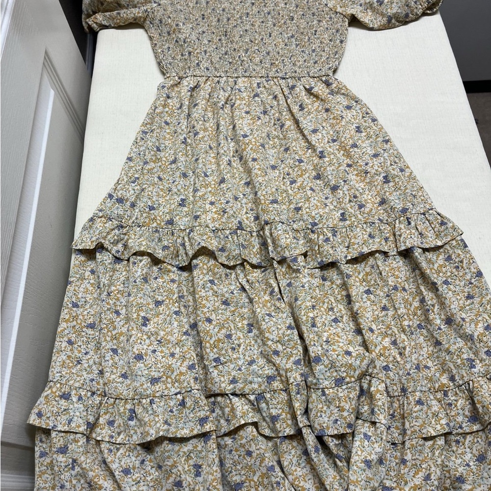 Calista S mustard floral smocked tiered midi dress with pockets - Picture 6 of 12